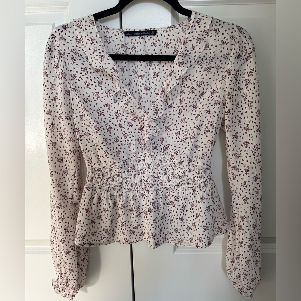 Abercrombie & Fitch Long Sleeved‎ Blouse